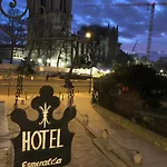 Esmeralda Hotel