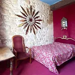 Esmeralda Hotel