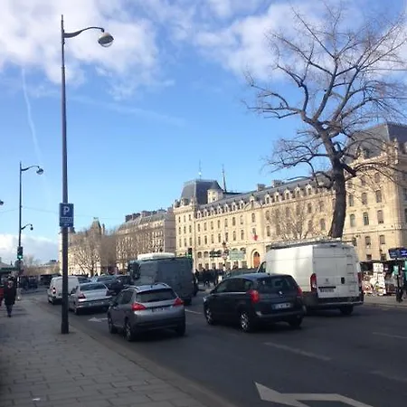 Esmeralda * Paris