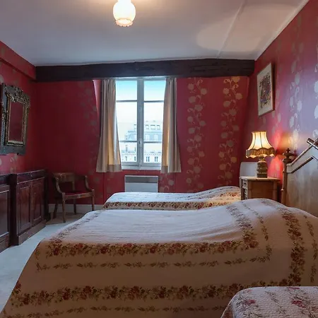 Esmeralda 2* Paris