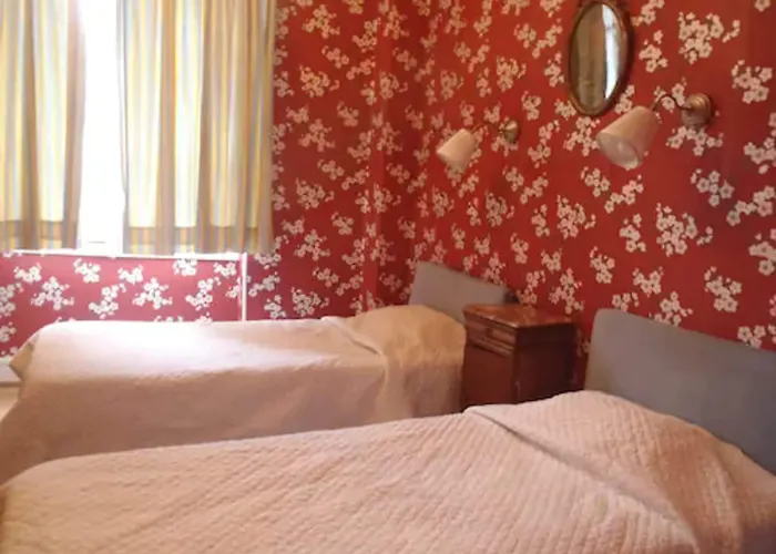 Esmeralda * Párizs