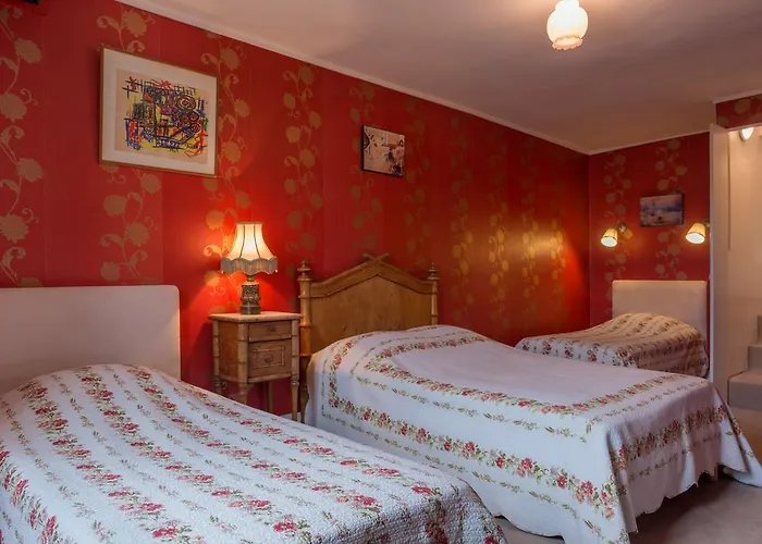 酒店 埃斯梅拉达酒店 *